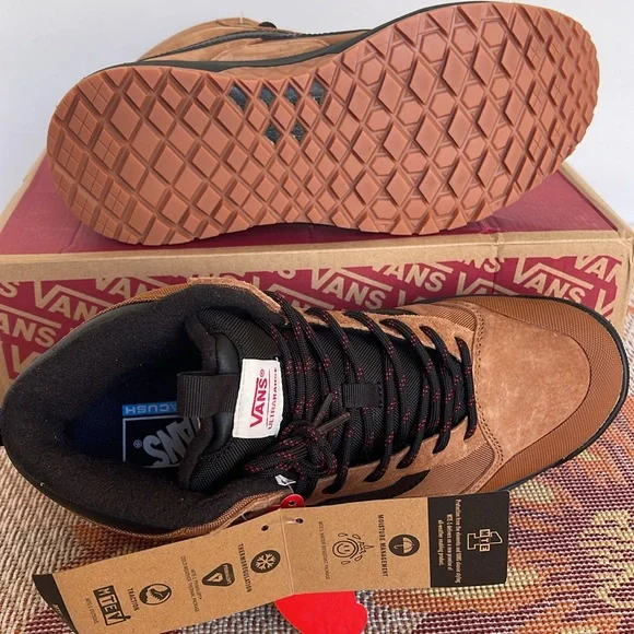 Vans WMNS Ultrarange Exo
Glazed Ginger
VN0A5KS5N1Z
Boots Sneakers - Picture 4 of 16